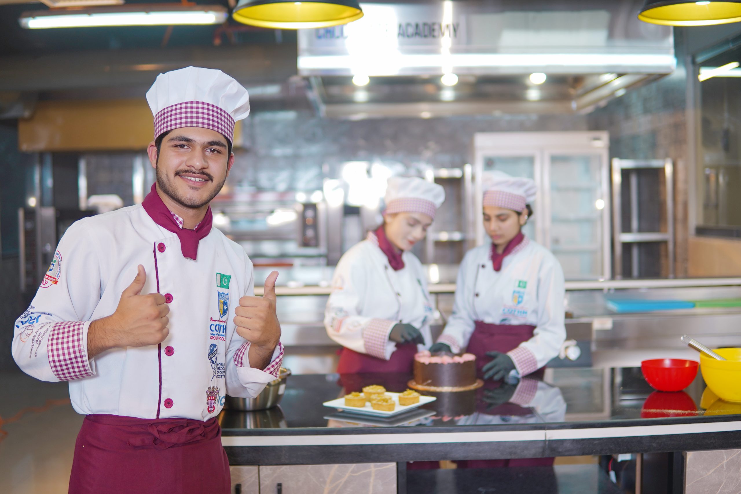 Diploma in Cake Decoration & Fondant Art