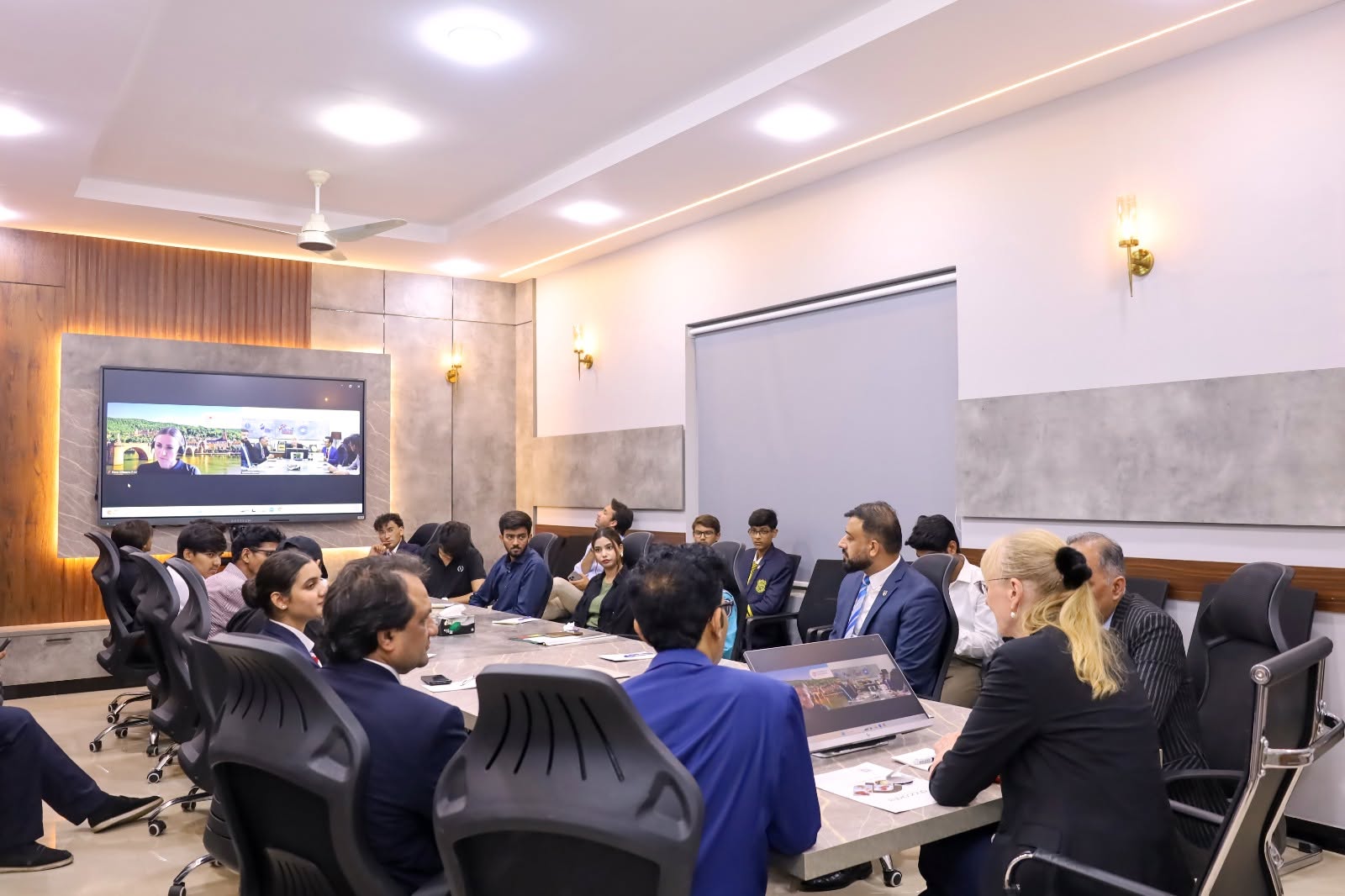 COTHM meeting with tourism and education leaders
