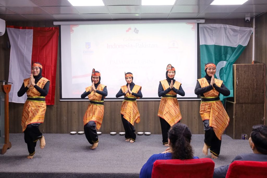 Pakistan and Indonesia students celebrating friendship day